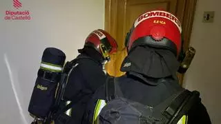 Una familia intoxicada por humo en el incendio de una vivienda en Vila-real