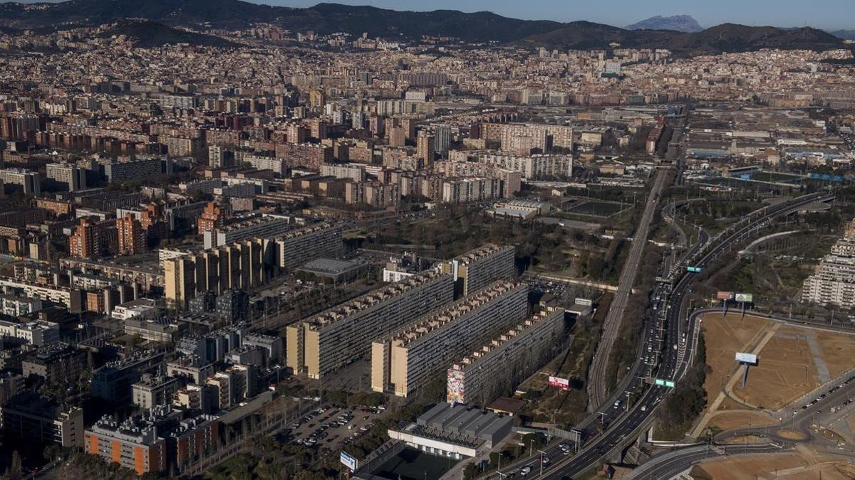 El barrio de La Mina desde el aire