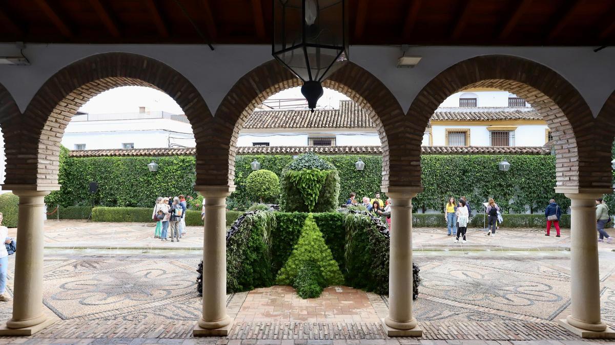 Imagen del Patio de las Columnas del Palacio de Viana.