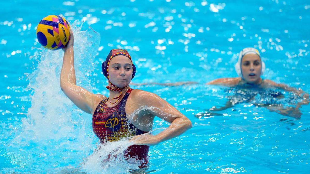 Elena Ruiz, autora de cuatro goles, durante el partido ante Australia.