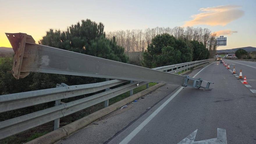 Les obres al pont de l'entrada de Vidreres tallaran la C-63 durant un mes