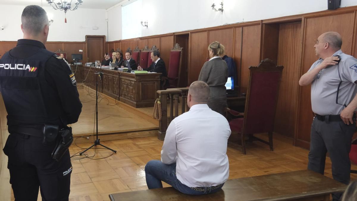 Primer día de juicio por el asesinato de Chavero