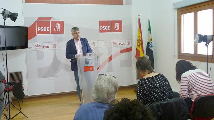 El PSOE ve peligrar el modelo cooperativo extremeño con la crisis de Acorex