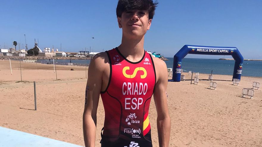 &quot;Gran papel&quot; de los triatletas juniors extremeños en la Copa de Europa