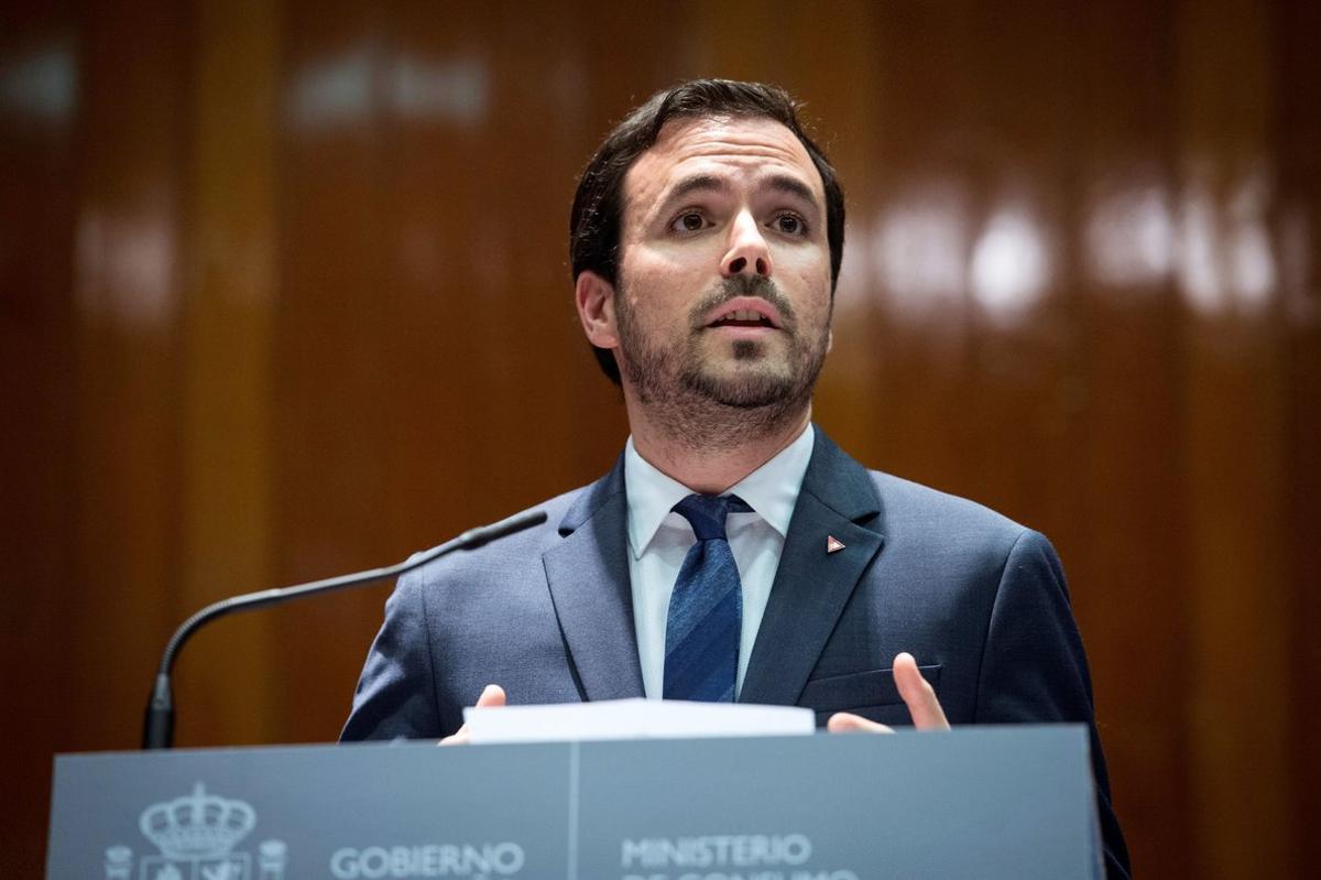 GRAF9079. MADRID, 12/02/2020.- El ministro de Consumo, Alberto Garzón, preside el acto de toma de posesión de los altos cargos de Consumo, este miércoles en Madrid. EFE/Luca Piergiovanni