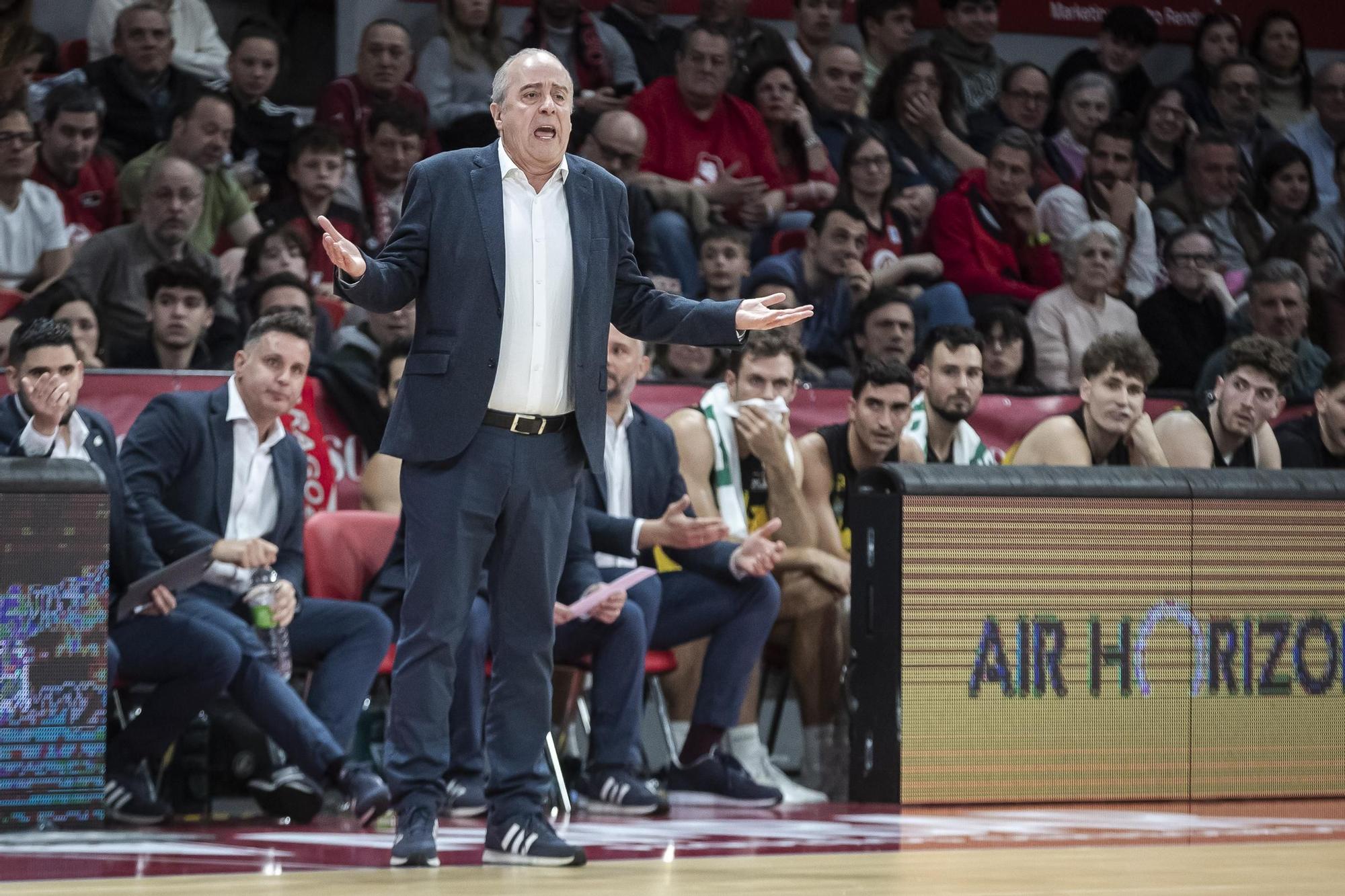 Zaragoza - La Laguna Tenerife