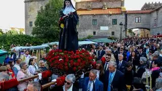 Vilagarcía
da comienzo a las fiestas con Santa Rita