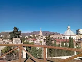 El Cementerio de San Miguel de Málaga estrena obras por 2,5 millones: nuevo suelo, luces y un sistema para que no se inunde