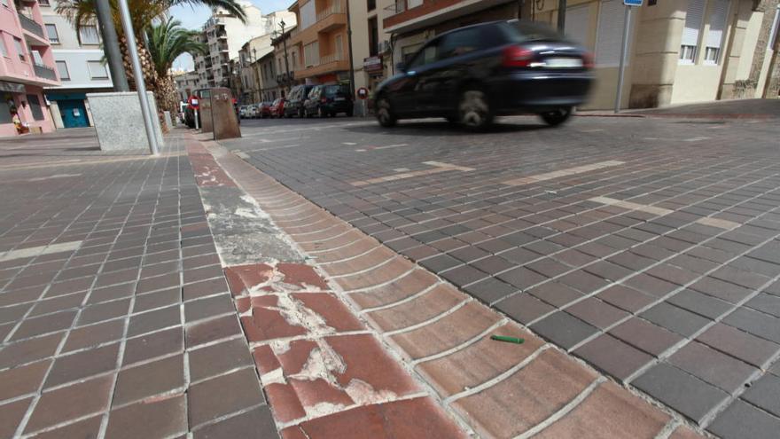 Desperfectos en el Passeig del Comtat