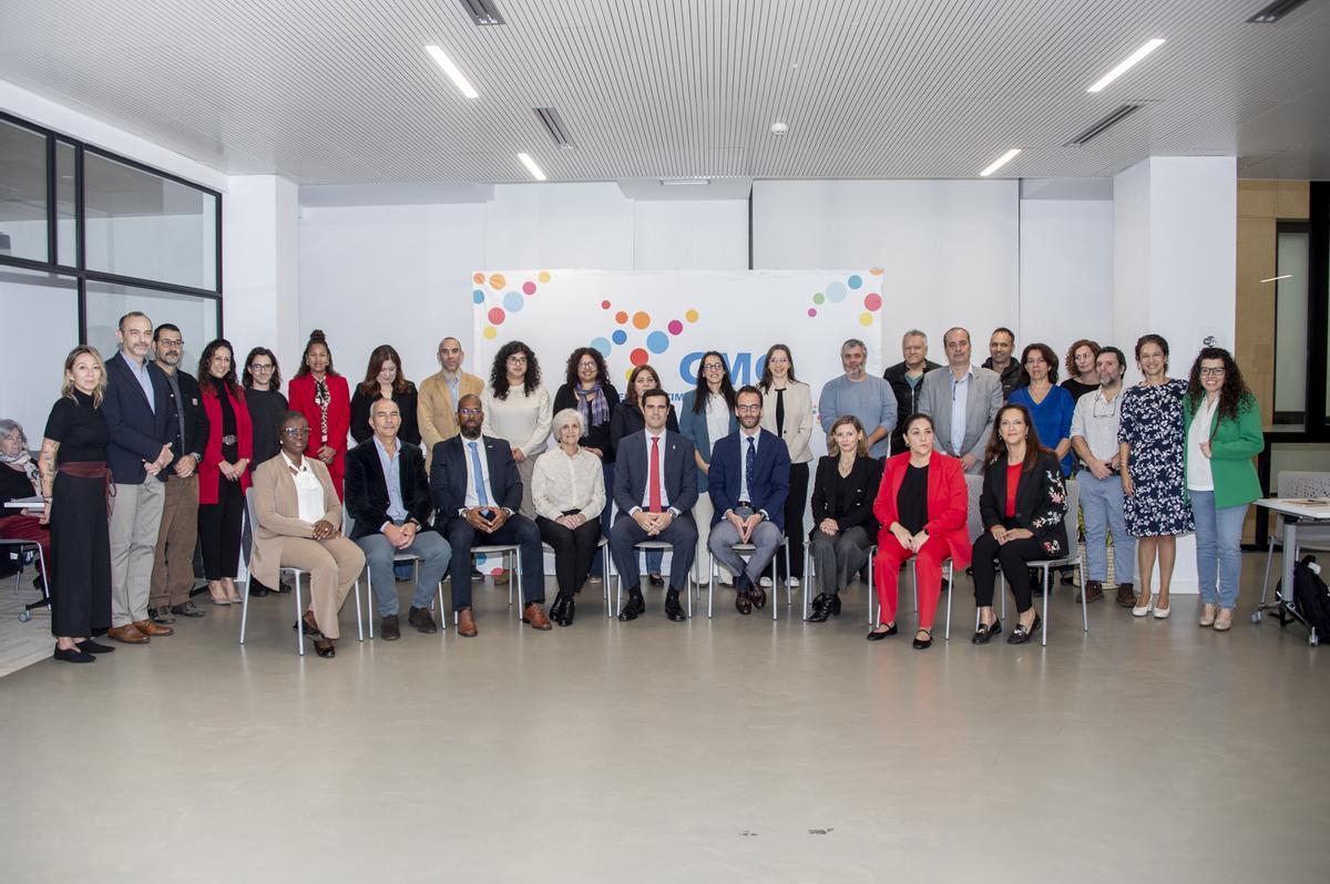 Imagen de familia de los participantes en la asamblea de la Alianza Macaronésica