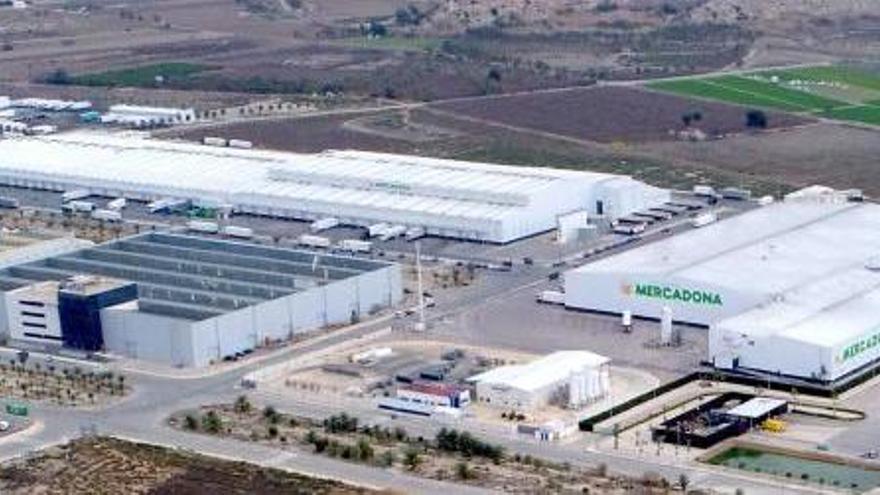 Imagen aérea del centro logístico de Mercadona en Alicante.