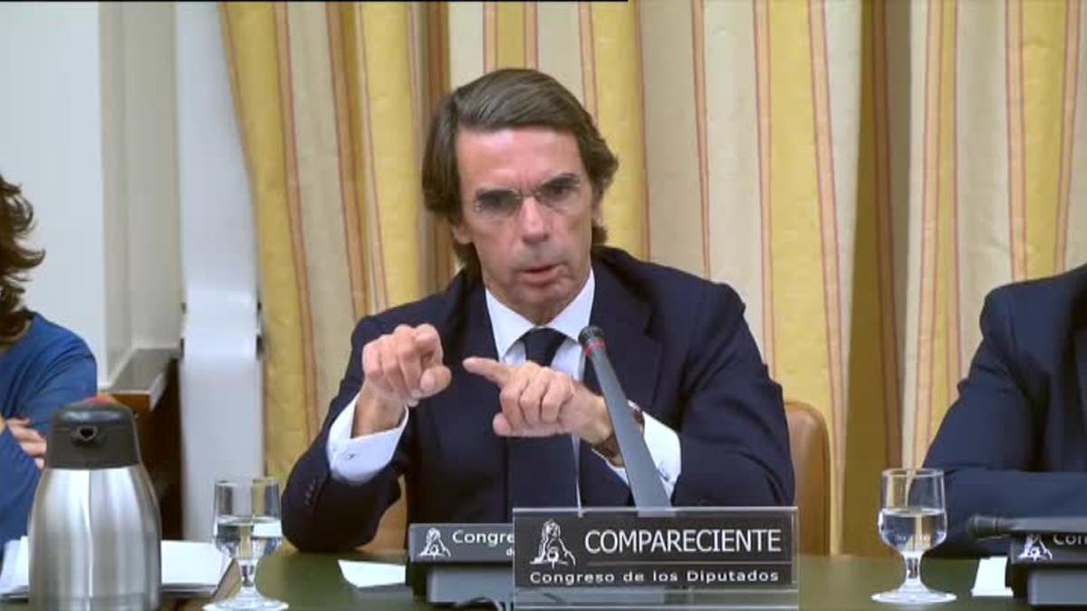 Aznar niega que existiera una caja b en el PP y se desentiende de Gürtel