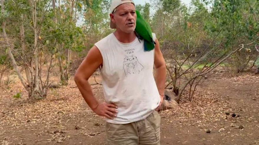 Frank Cuesta, hospitalizado tras ser atacado por una cobra escupidora