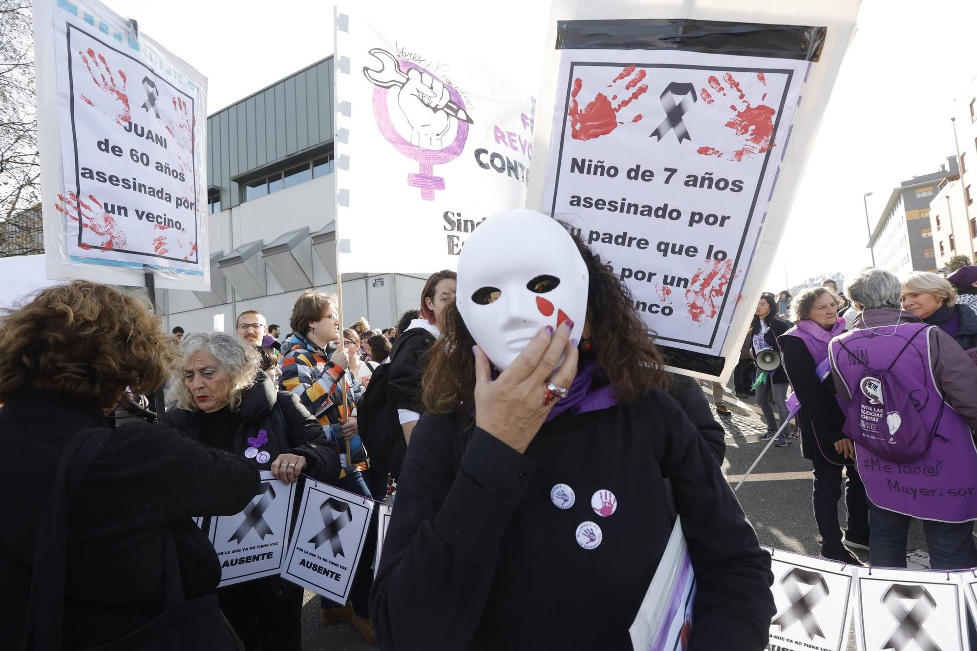 Así fue la manifestación del 25N en Pola de Siero