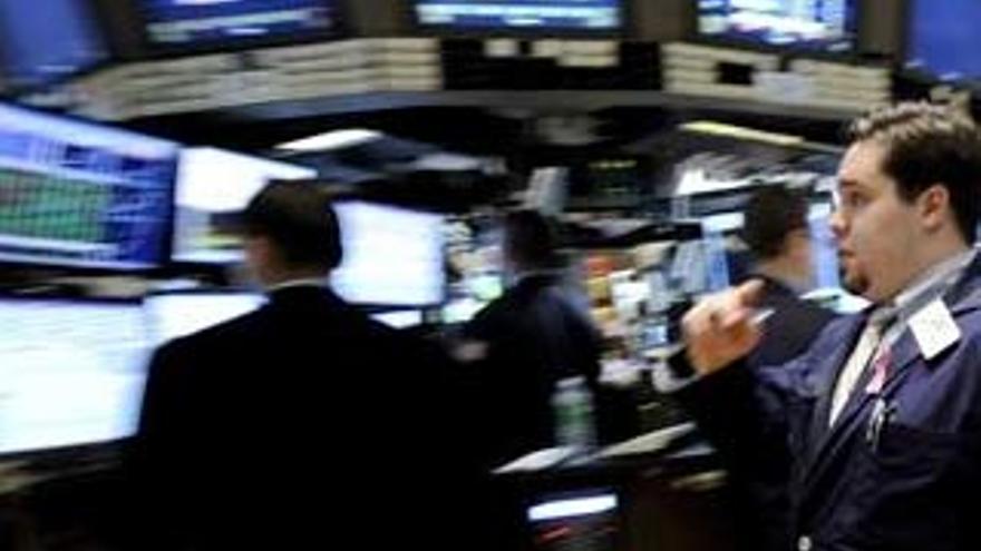 La bolsa española gana el 3,16% en la primera sesión de 2009