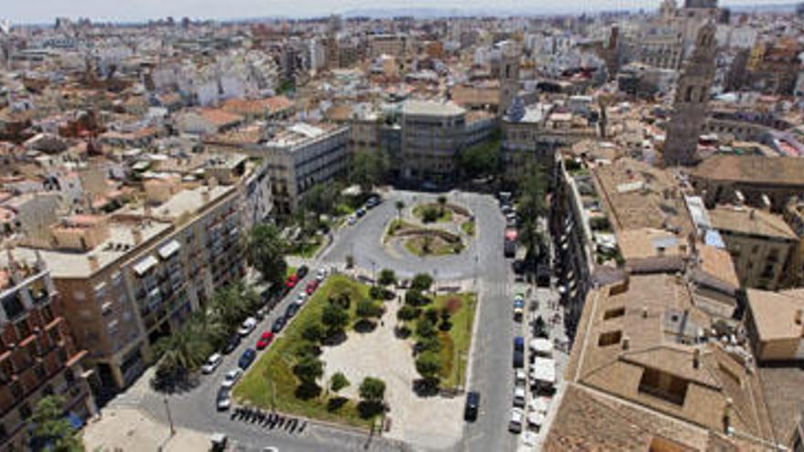 La remodelación de la plaza de la Reina lleva años pendiente.