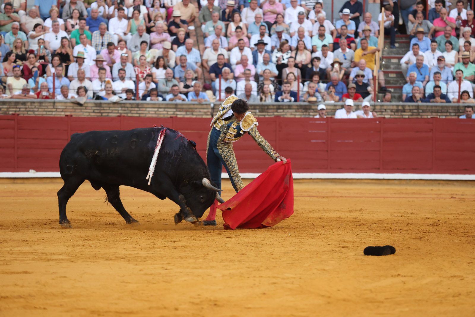 Román toma la alternativa y la puerta grande se abre para Roca Rey y Ortega