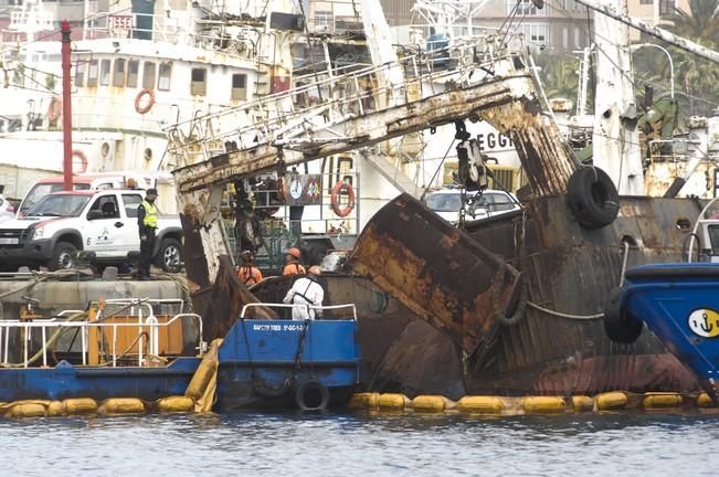 BARCO EN RIESGO DE HUNDIMIENTO