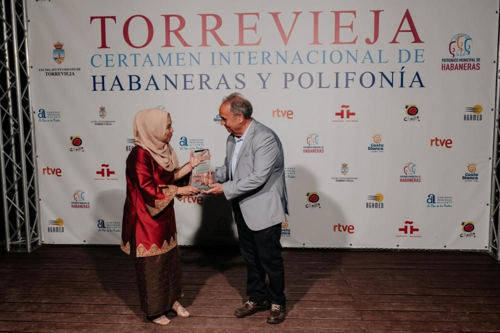 Calidad y folclore en una nueva velada del Certamen Internacional de Habaneras y Polifonía de Torrevieja