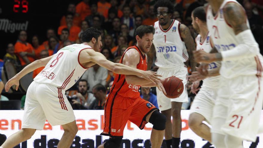 Nueva mascletà &#039;taronja&#039; en la Fonteta