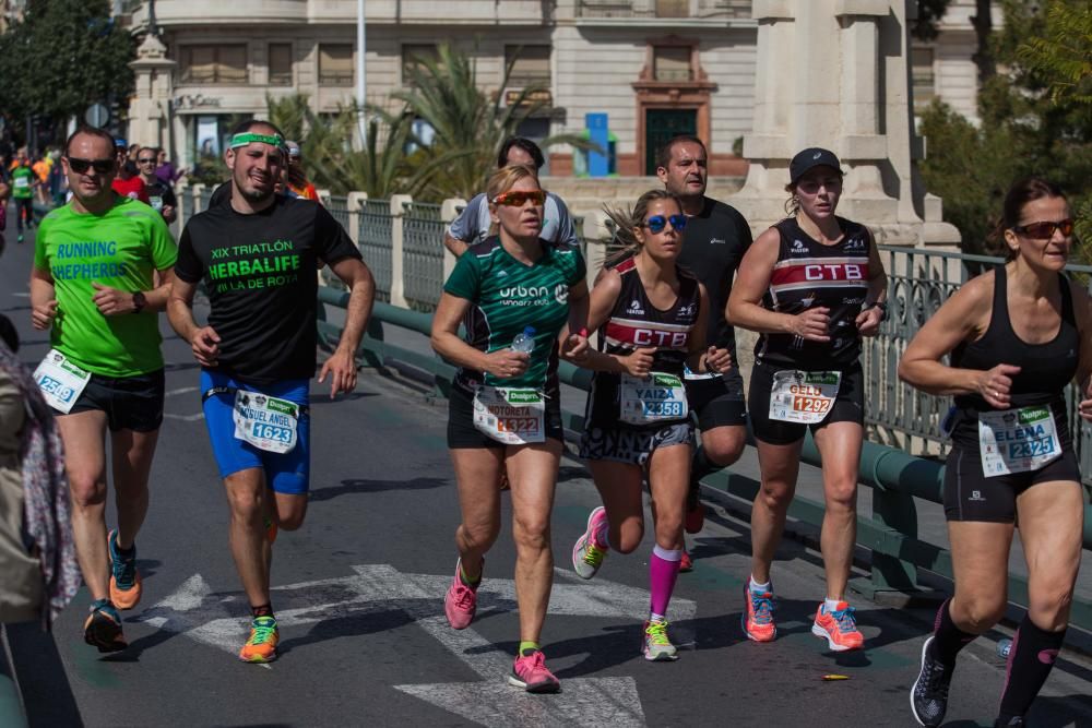 Hassanne Ahouchar gana el 44 maratón de Elche