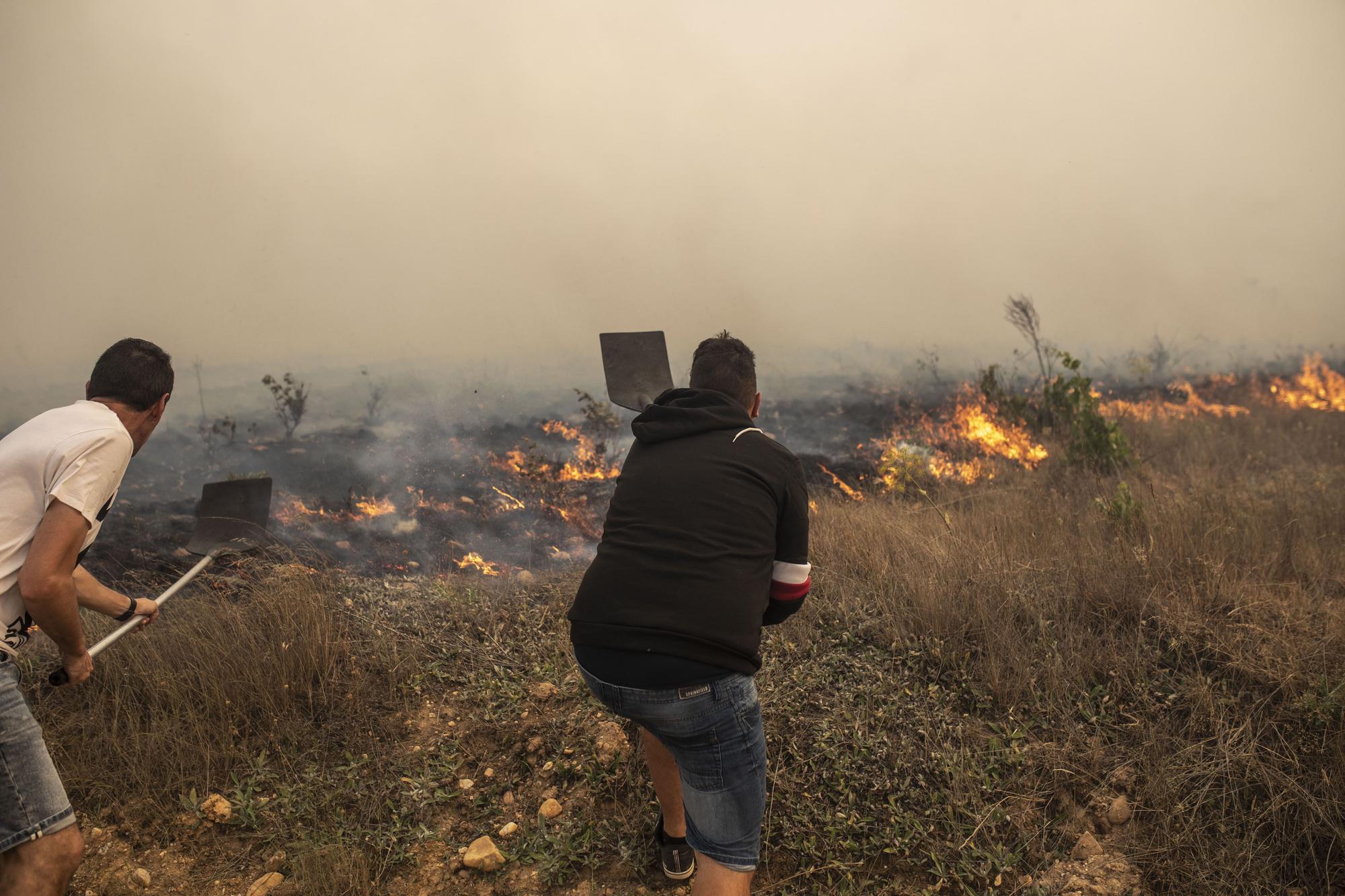 GALERÍA | El incendio de la Sierra de la Culebra, en imágenes