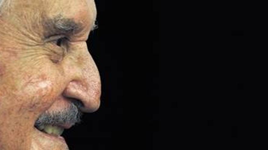 Muere Carlos Fuentes, el escritor total