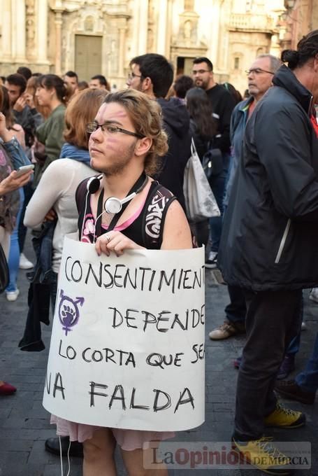 Concentración en Murcia para protestar por la sentencia a 'La Manada'