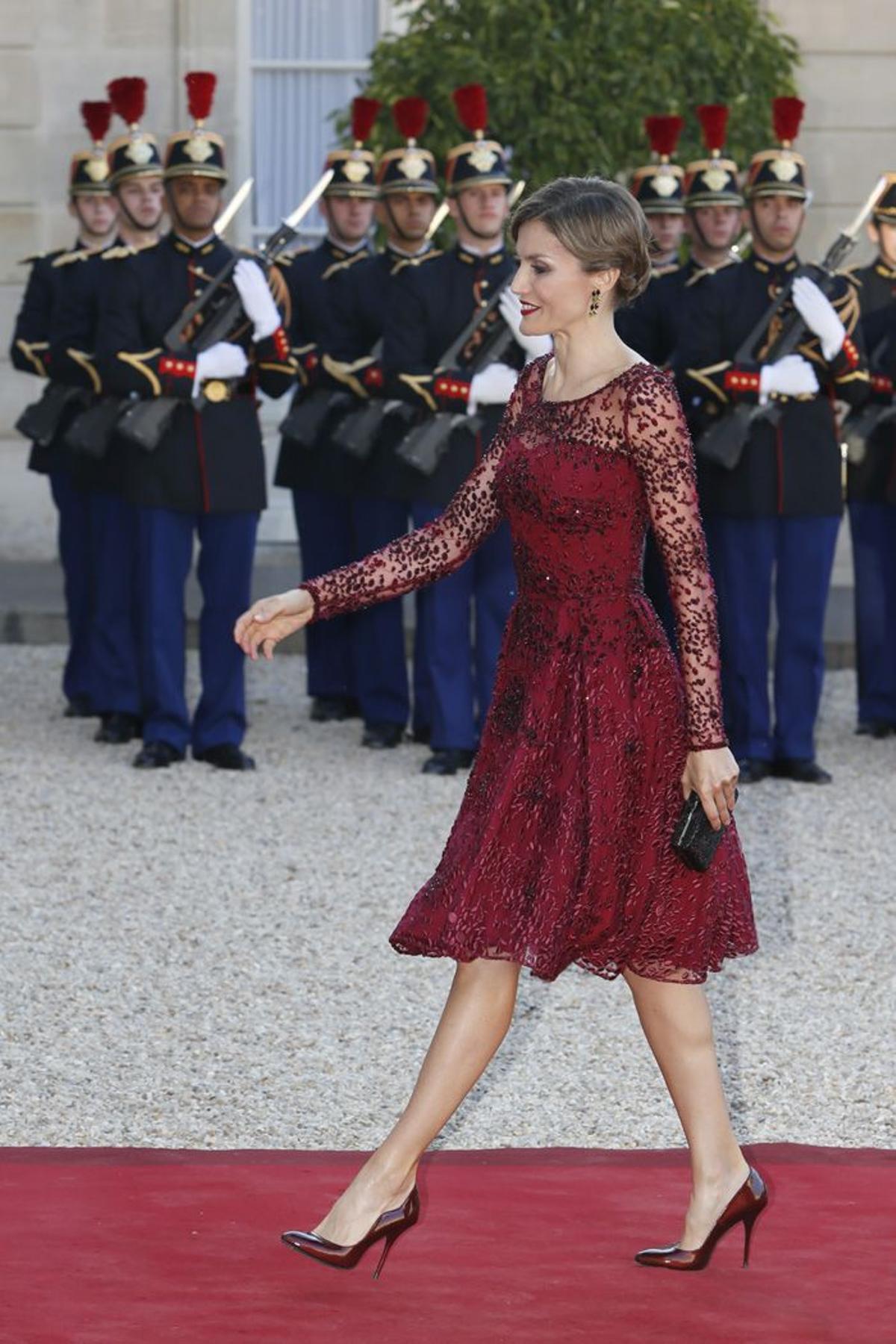 Letizia Ortiz, elegante look goyesco en París