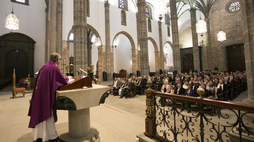 Funeral del historiador Antonio de Bethencourt