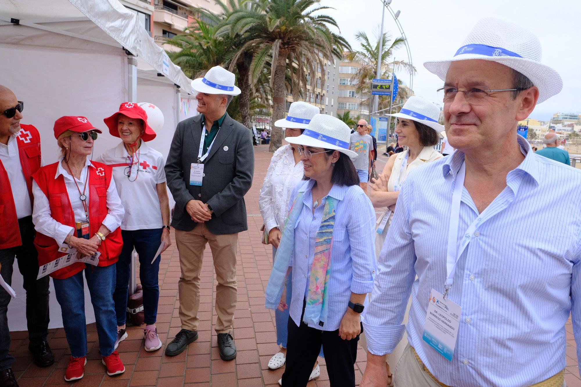 Feria de la salud en la piel en la playa de Las Canteras