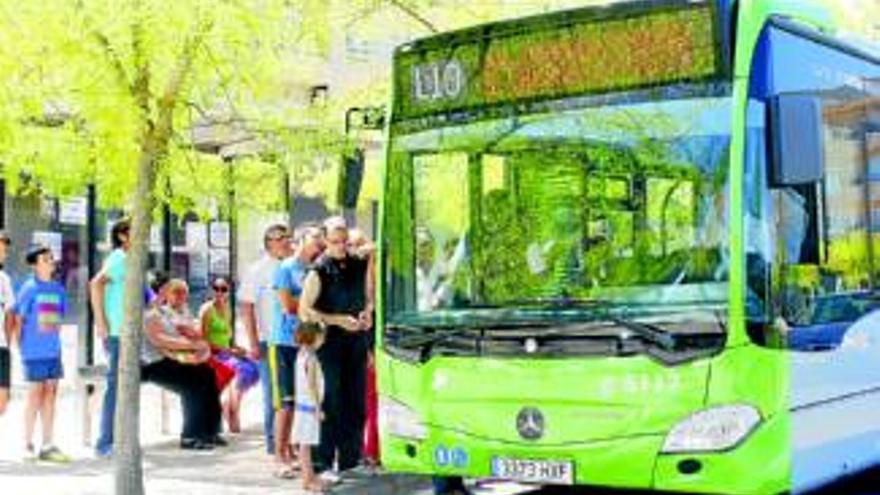 Vecinos concretan hoy acciones de protesta por los cambios del bus