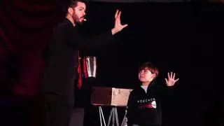 La magia sale a la calle en Ibiza