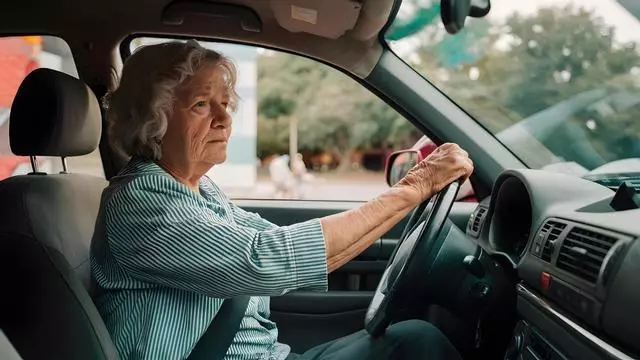 Ya es oficial, la UE trabaja en un carné de conducir europeo para 2028