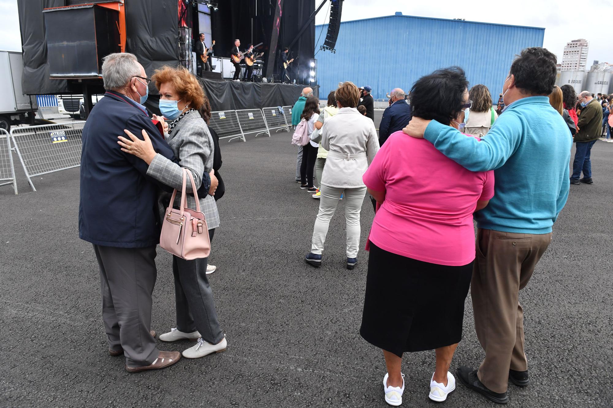 Siete orquestas en el muelle de Batería de A Coruña