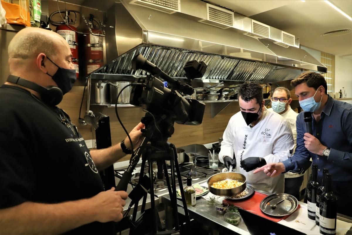 Kitchen On Live lleva la gastronomía cordobesa a más de un millón de hogares en todo el mundo