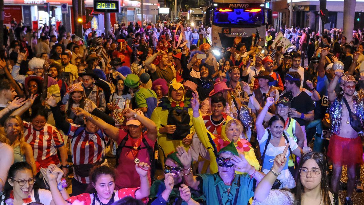 Llegada de la Cabalgata del Carnaval de Las Palmas de Gran Canaria