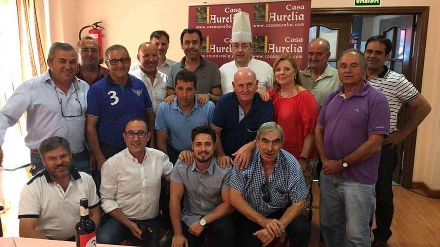Encuentro de Martínez Maíllo con alcaldes de Vino y Guareña