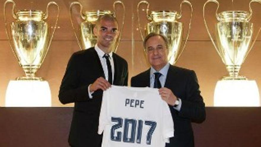 Pepe renueva con el Real Madrid hasta 2017