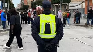 Ni pendientes ni pulseras ni tintes de colores: estas son las normas para los policías de Alcantarilla