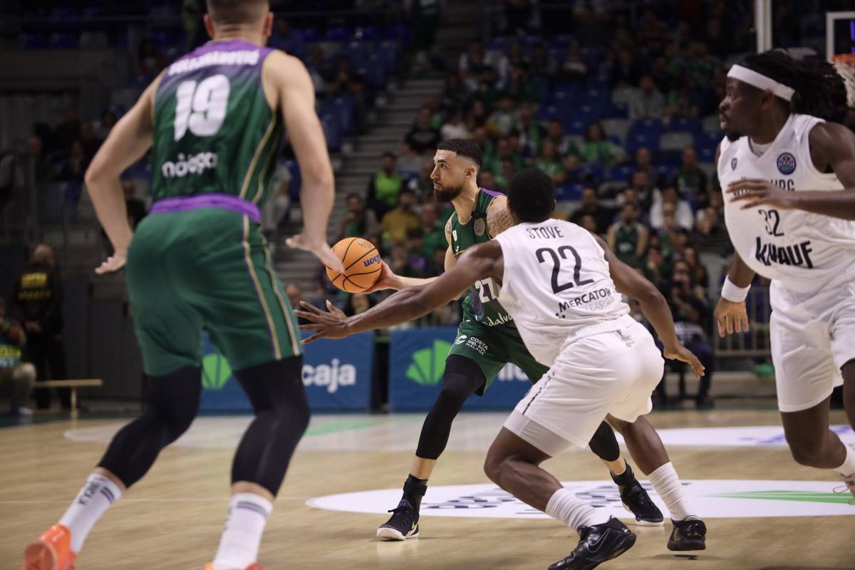 Imágenes del partido de la BCL entre el Unicaja y el Würzburg