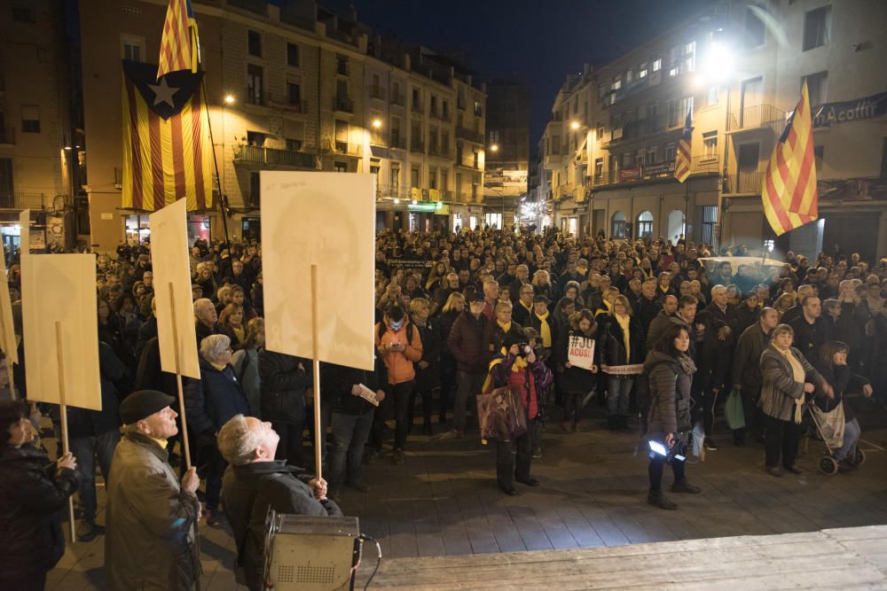 Concentració contra el judici a Manresa