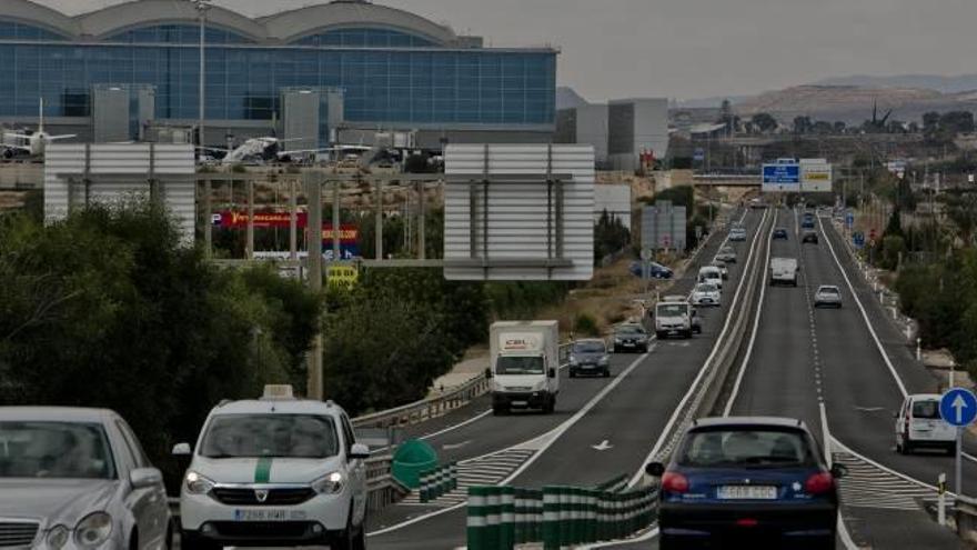 La inversión en obra pública en Alicante sigue en caída libre tras derrumbarse un 80% en un  año