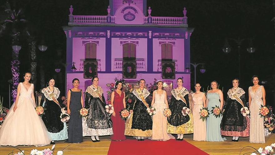 La presentación de reina y damas inicia las fiestas de la Segregación