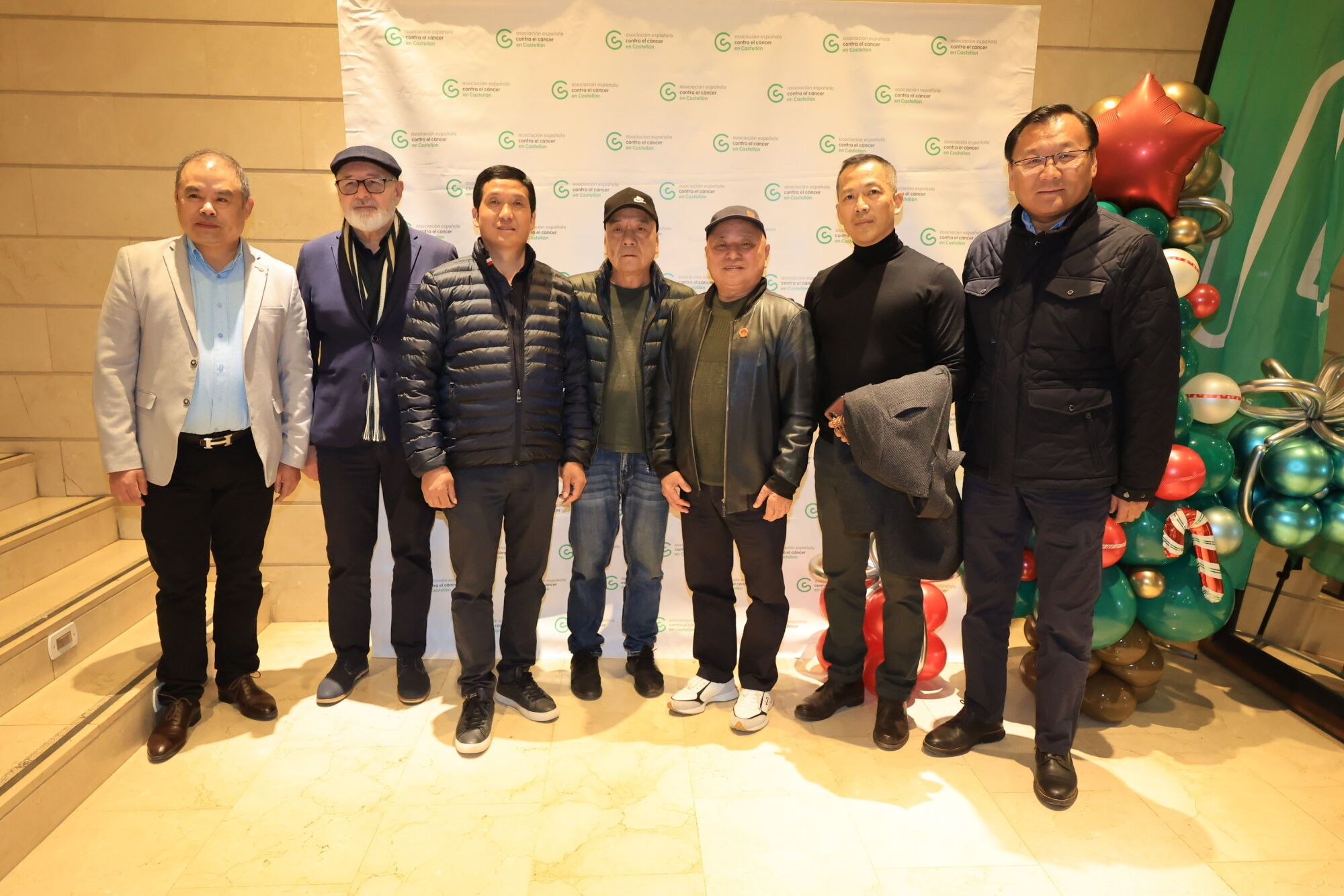La AECC rinde homenaje al voluntariado en su tradicional cena solidaria