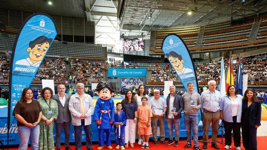 Nuevo éxito del Trofeo Miguelito en un Coliseum abarrotado