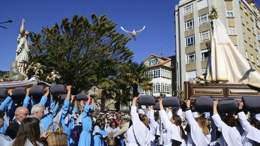 La procesión de Cristo Resucitado cierra la Semana Santa de la concordia en Cangas
