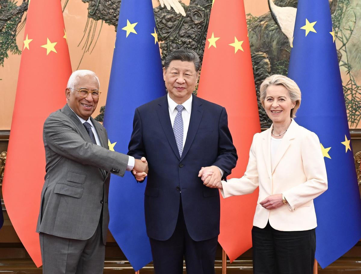 António Costa, Xi Jinping y Ursula von der Leyen, el pasado 24 de julio.