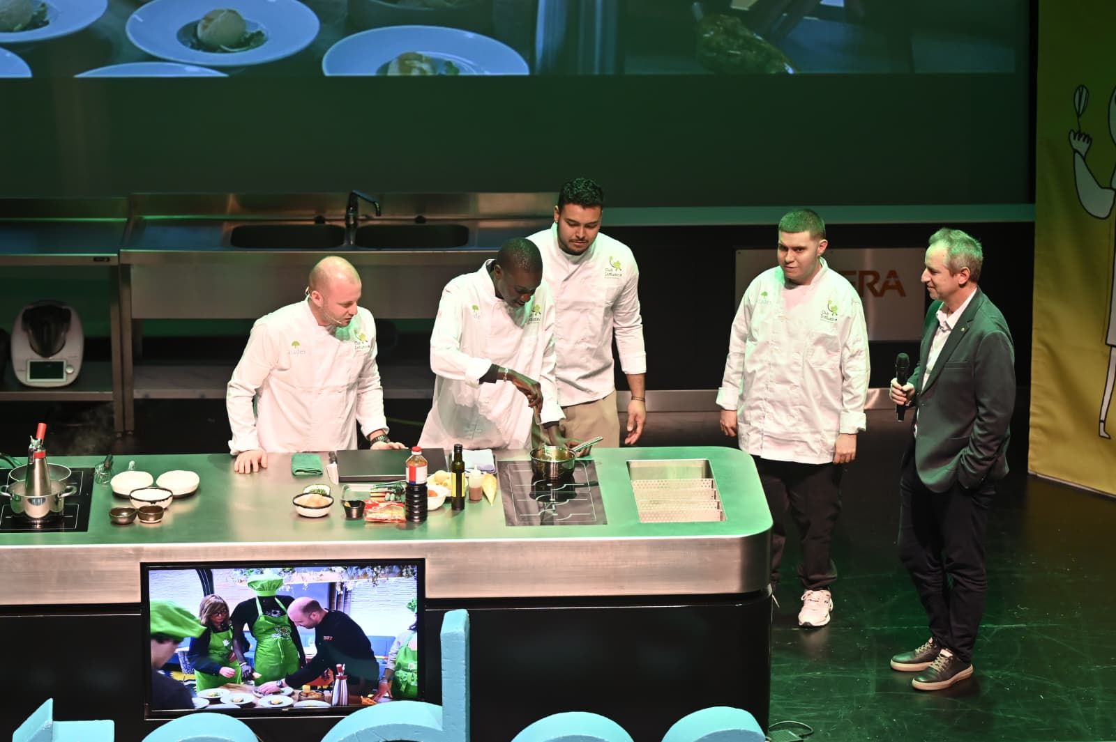 WhatsApp Image 2025-12-15 at 19.35.58.jpeg