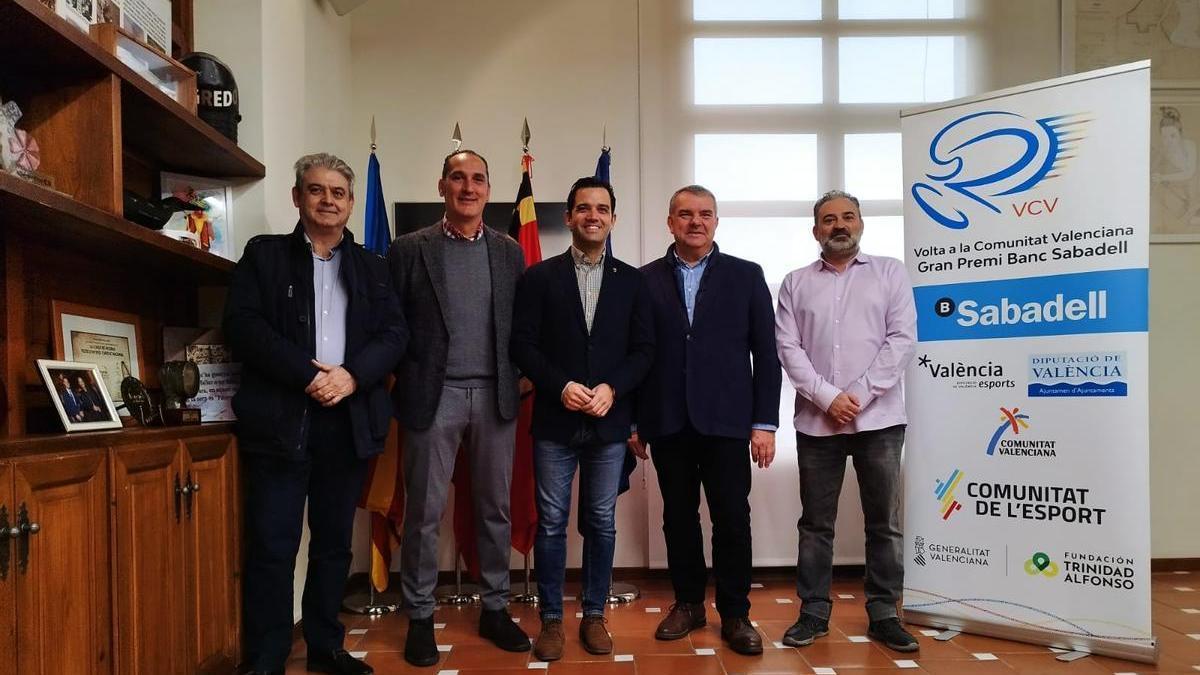 Presentación de la salida de la Volta CV en Paterna